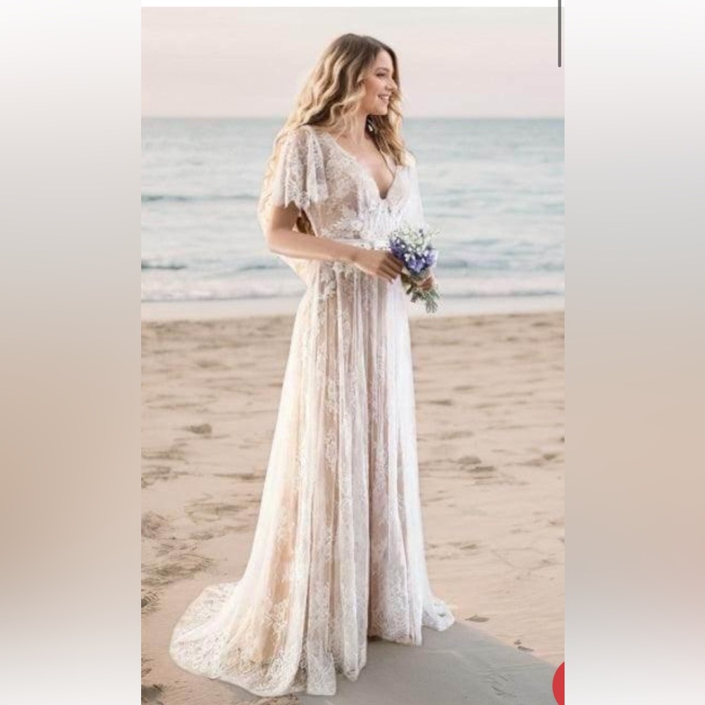 Lace V-Neck Beach Wedding Dress - White